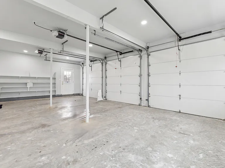 10828 Miller Rd — Photo 47