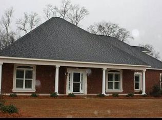 205 S Carmenville Dr, Bonaire, GA 31005