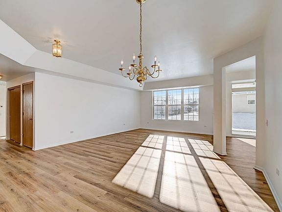3rd image of 14069 Palisades Ave