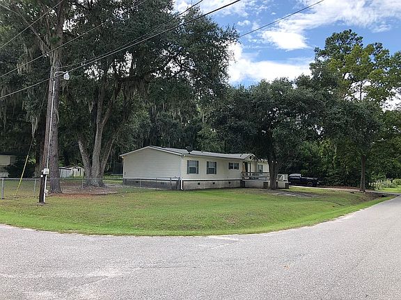 4th image of 7048 Hale Dr