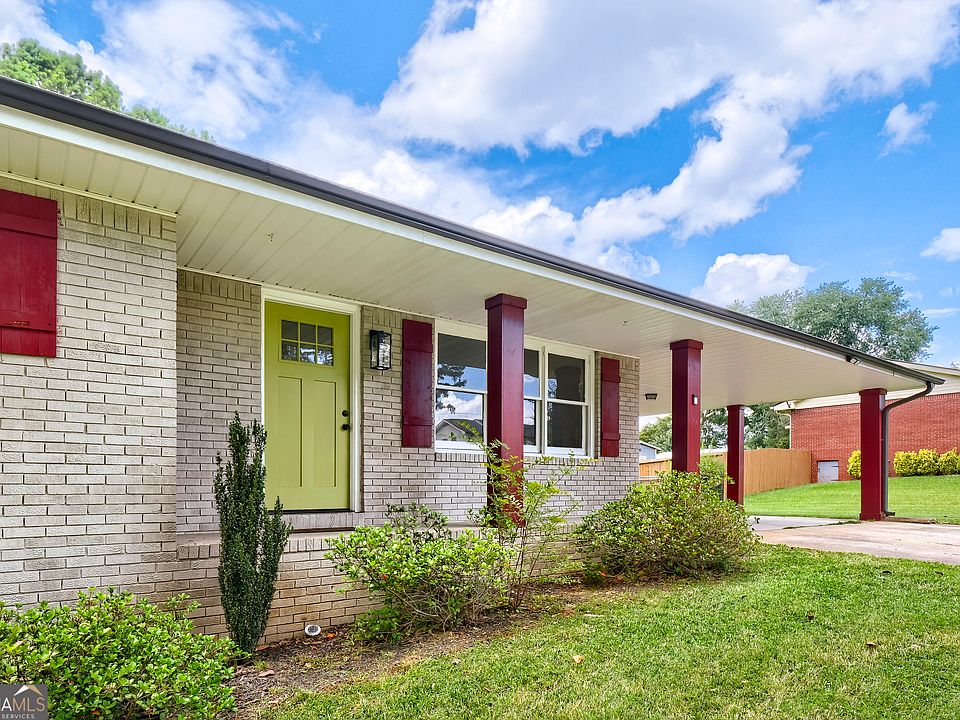 1st image of 2376 Falls River Dr