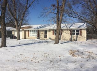 1324 SW 31st St, Topeka, KS 66611