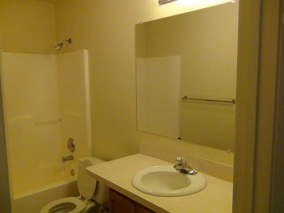 2nd image of 2450 Virlow St APT 1