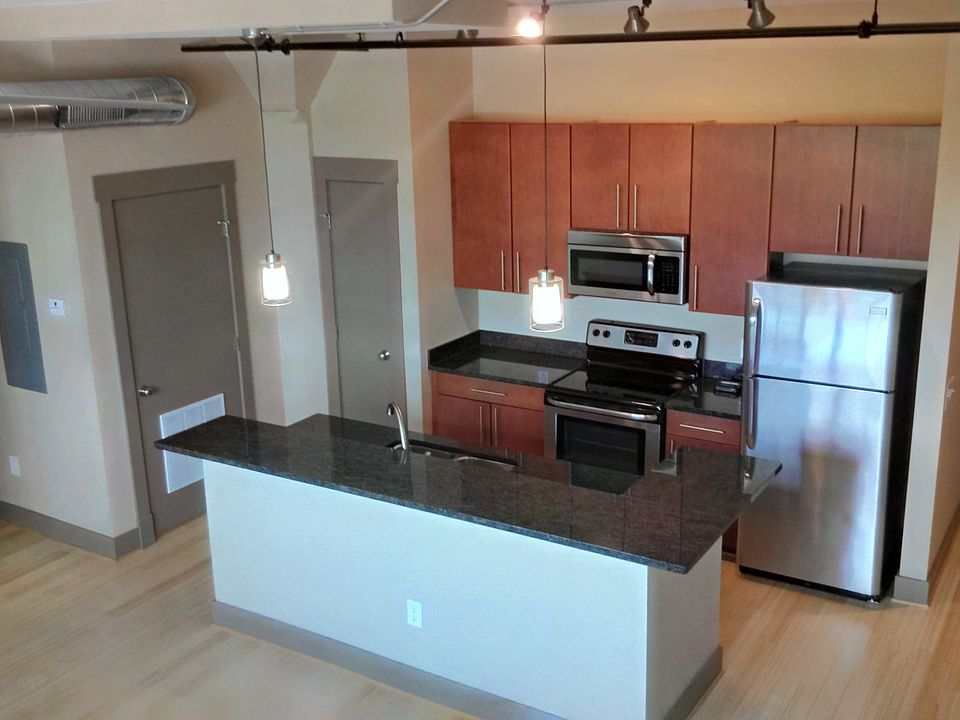 1st image of 806 Wasena Ave SW APT 203