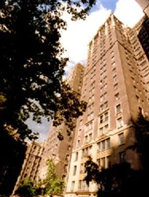 Rented by Douglas Elliman | media 6
