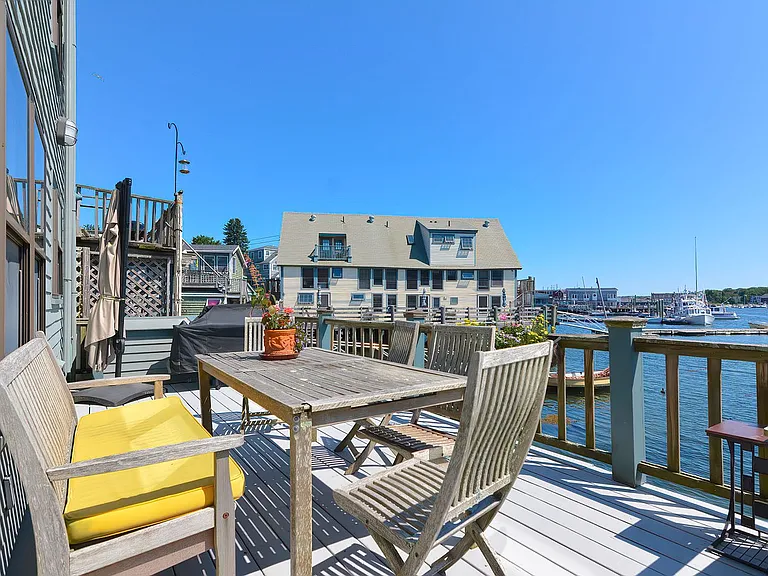 37 Rocky Neck Ave #A — Photo 50
