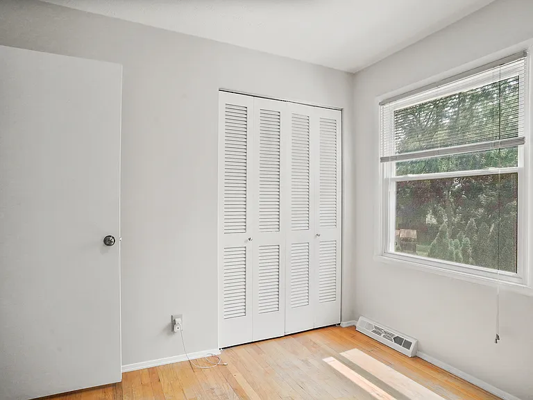 2490 Coronado Ave — Photo 6
