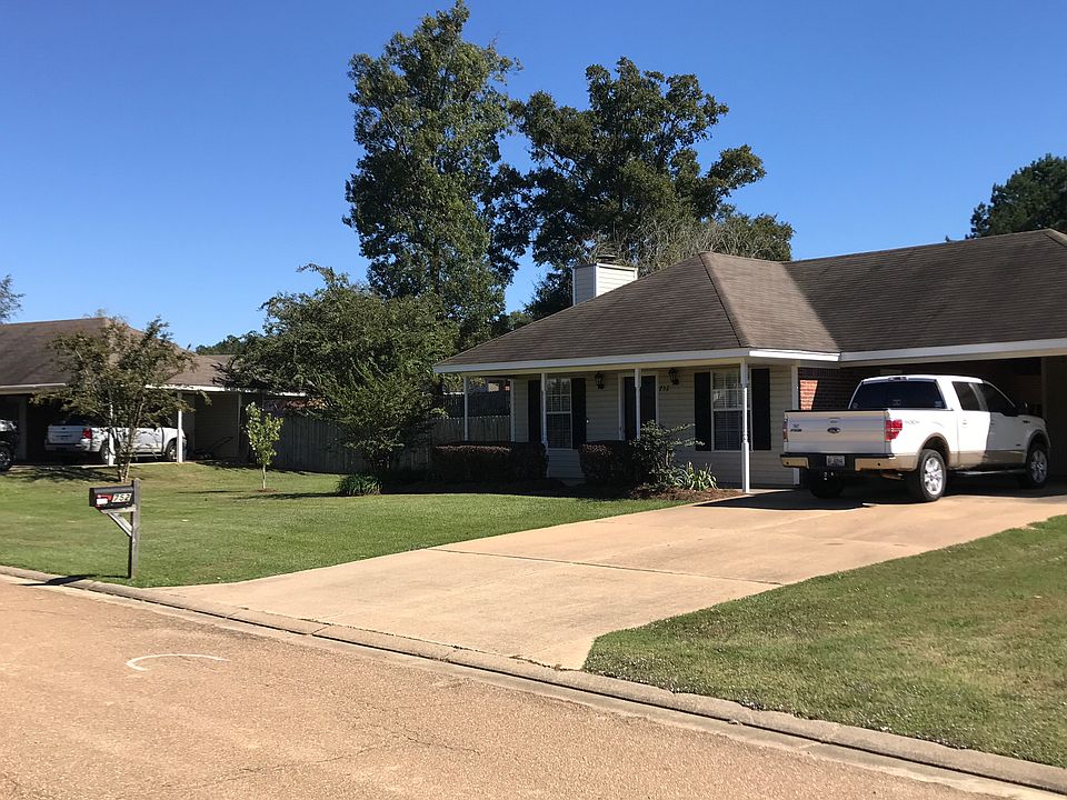 Large corner lot