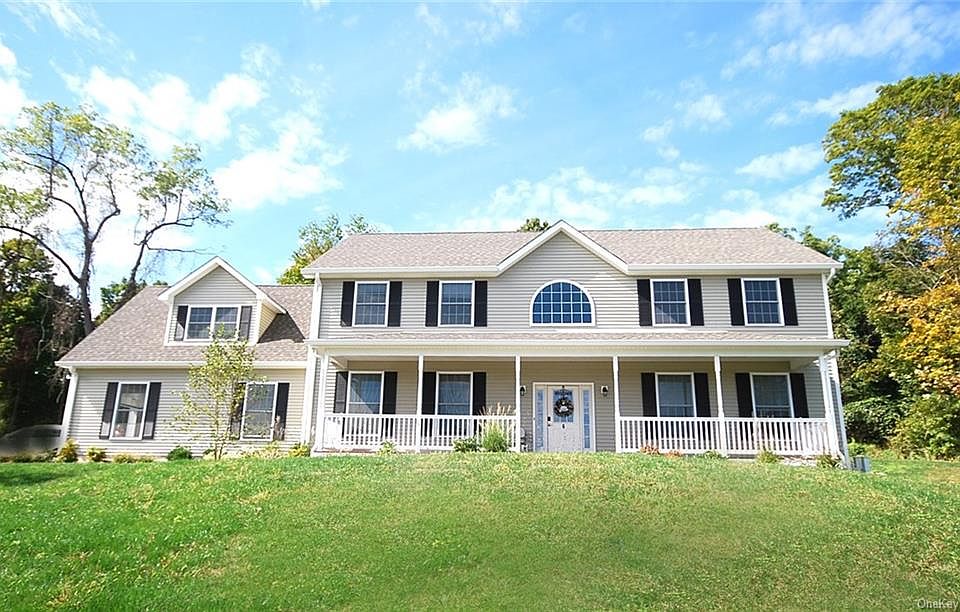 1st image of 2 Wilcox Ln