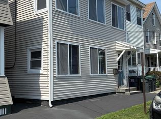 44 Clifton St, Waterford, NY