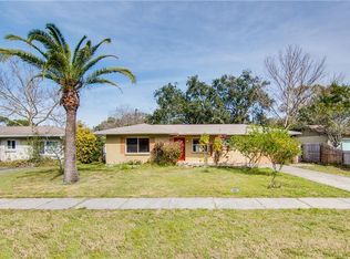 3037 Meadow Lake Ave, Largo, FL 33771