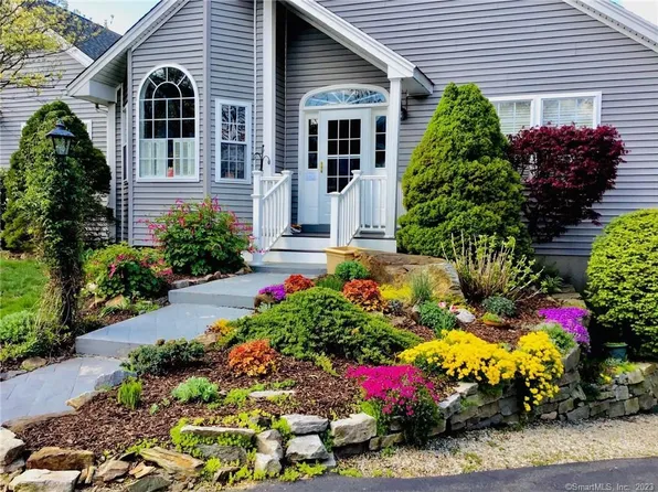 481 Mica Court #481, Shelton, CT 06484
