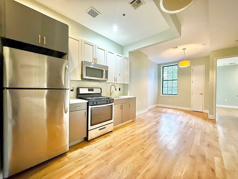 1st image of 865 Greene Ave APT 2C