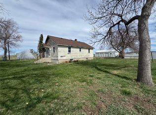 1971 S 10th Rd, Worden, MT 59088