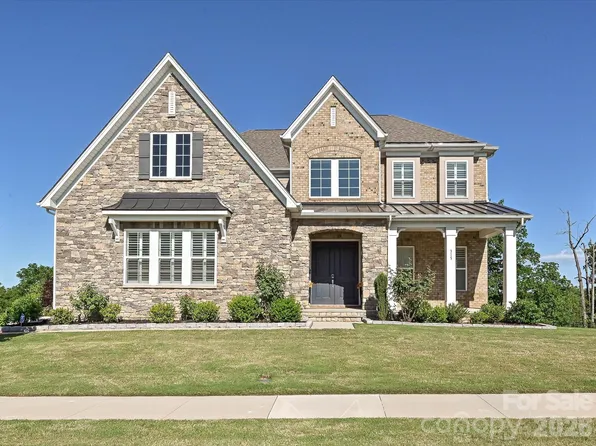 315 W Waterlynn Rd, Mooresville, NC 28117