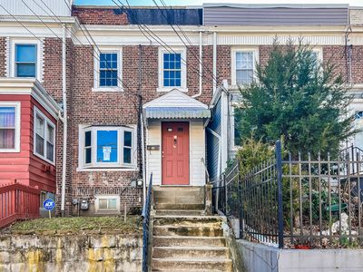396 Dover Street, Bridgeport, CT, 06610