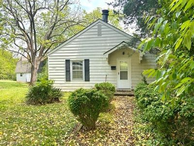1274 Maple St, Elkin, NC, 28621