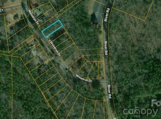 182 Woodrun Dr, Mount Gilead, NC 27306