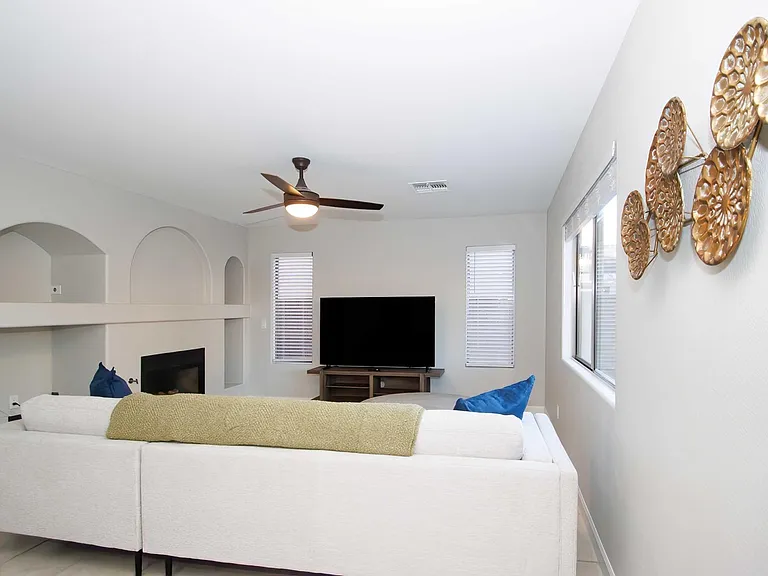 2510 W Big Oak St — Photo 8
