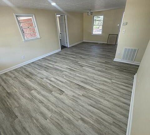 2nd image of 1302 Ellison Bridge Road