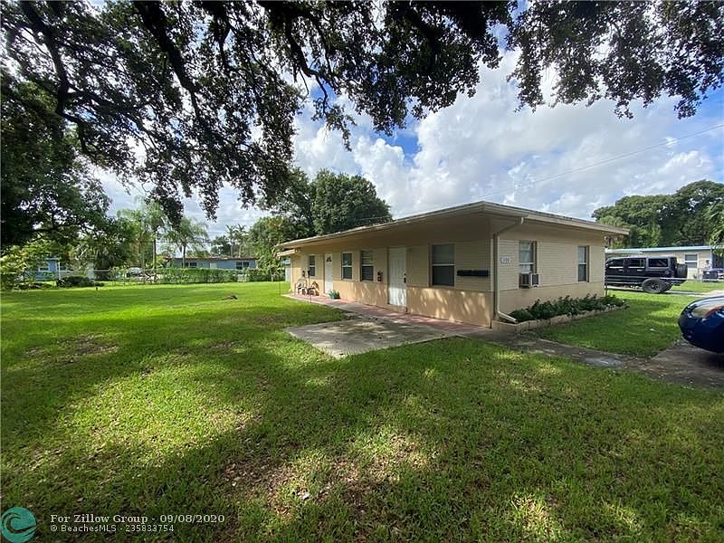 1st image of 1100 SW 28th St
