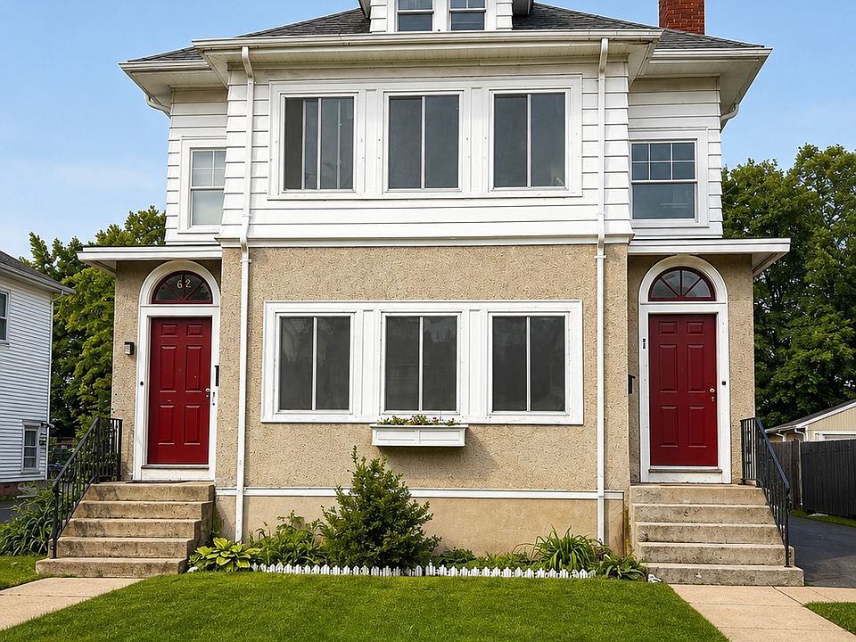 1st image of 62 Quaker Ln S #2