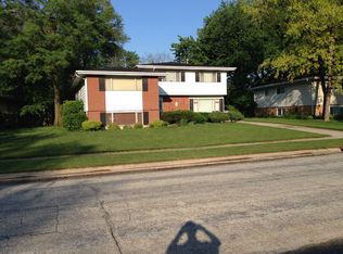 304 Springfield St, Park Forest, IL 60466