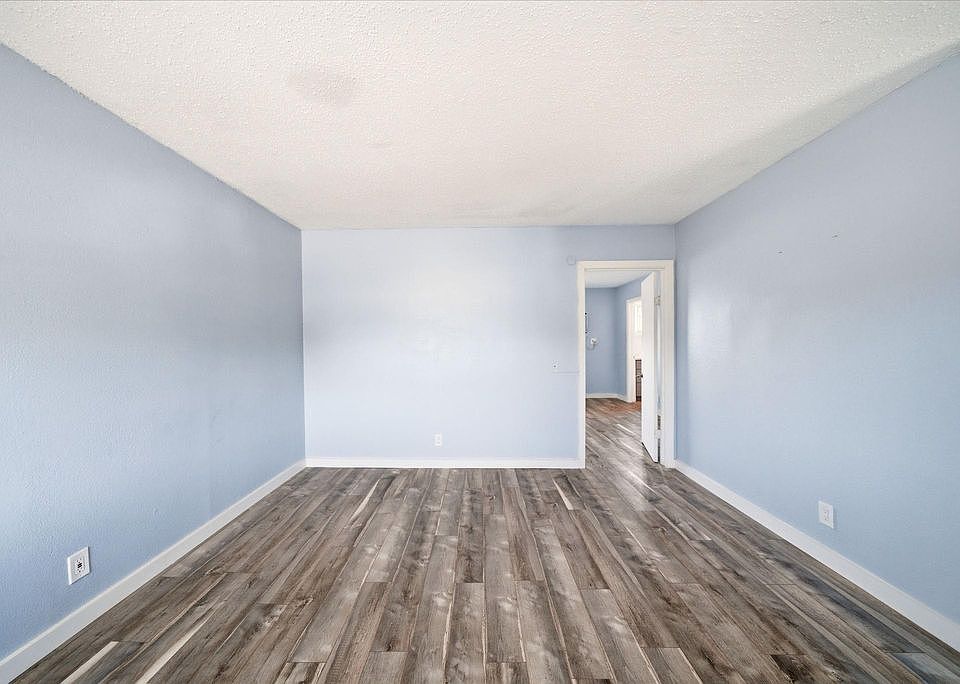 1st image of 5534 Eskridge St APT 4