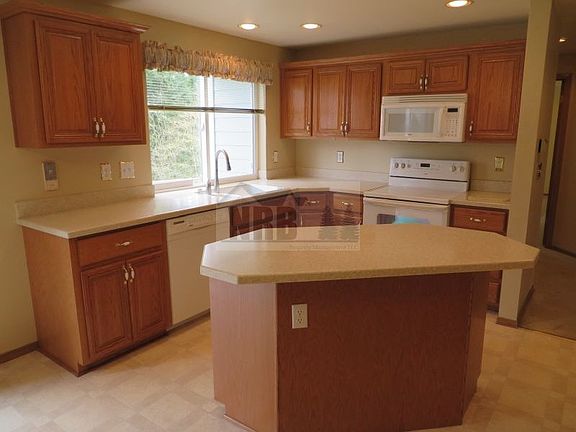 4th image of 6209 57th Street Ct W