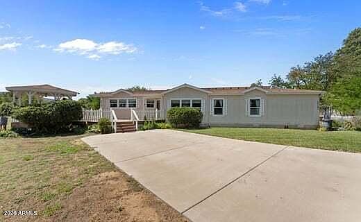1st image of 15181 W SUNSHINE Lane