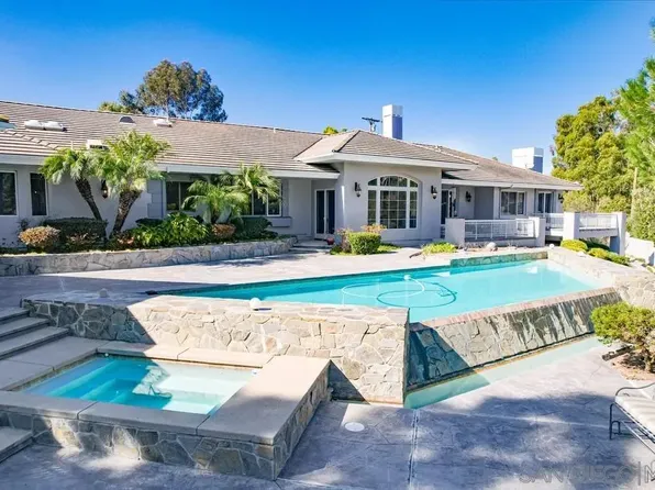 4936 Yerba Santa Dr, San Diego, CA 92115