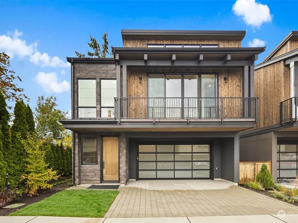 208 3rd Avenue S, Kirkland, WA 98033