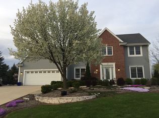 140 Victoria Cir, Union Grove, WI 53182