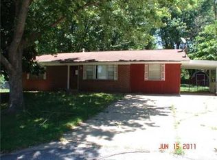 1109 SE E St, Bentonville, AR 72712