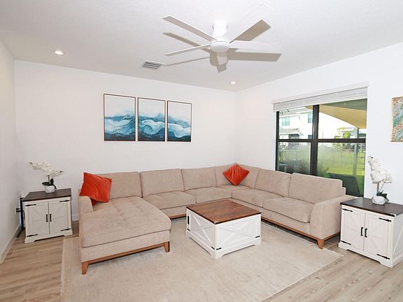 4th image of 14202 SW Thorens Drive