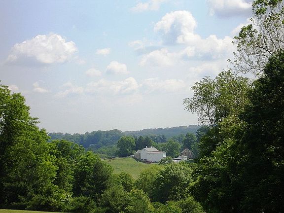 Hillside location/great views