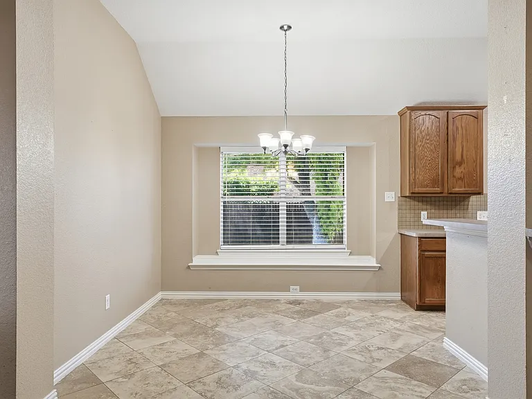 3011 Clear Springs Dr — Photo 35