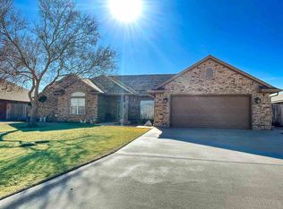 1208 Sheryl Ln, Altus, OK 73521