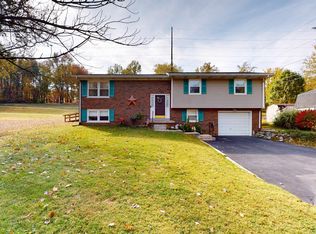 7211 Russell Pl, Chandler, IN 47610