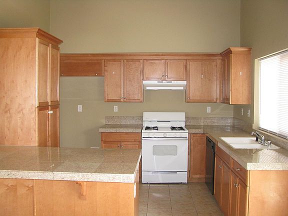 2nd image of 10431 Claudia St