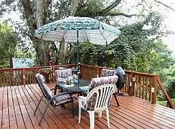 newly built deck w/ hot tub