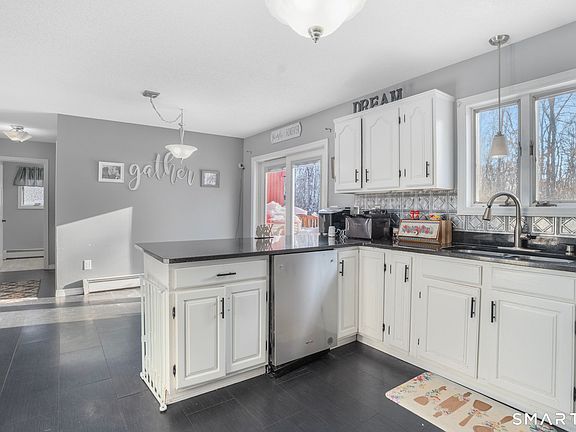 3rd image of 83 Kate Downing Road