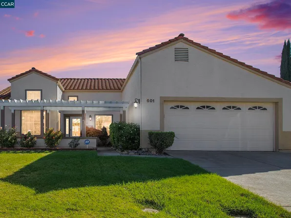601 Somerset Dr, Vacaville, CA 95687