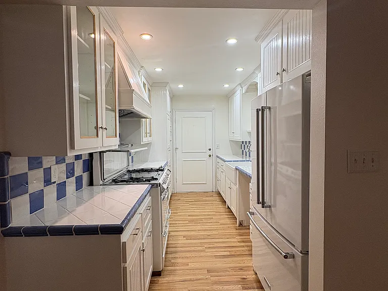 kitchen from dining room to garage door
