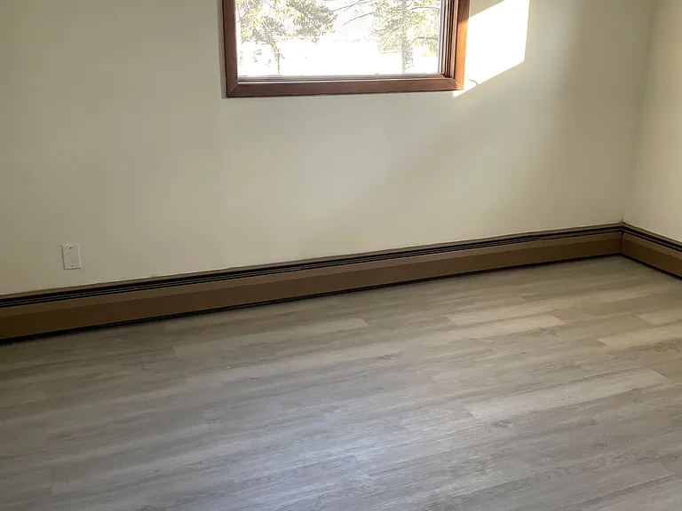 8017 Erie Rd #6 — Photo 10
