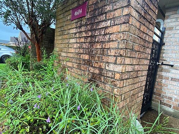 5th image of 4604 Briarwood Ln