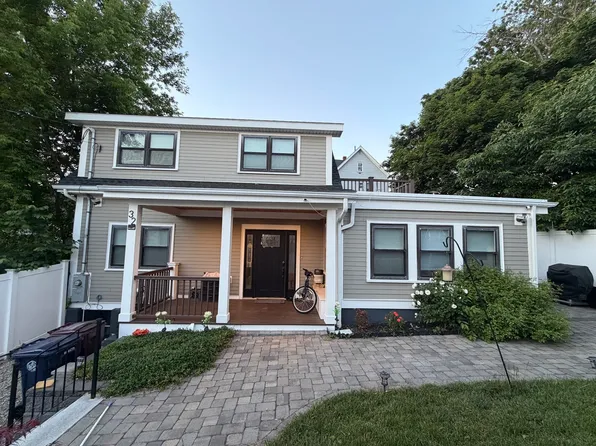 32 Fremont Ave, Everett, MA 02149