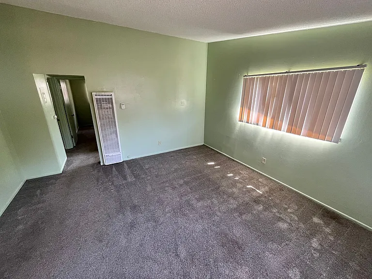 215 N K St — Photo 5