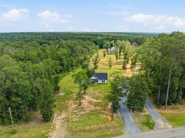 823 Meridian Rd, Thomasville, GA 31792