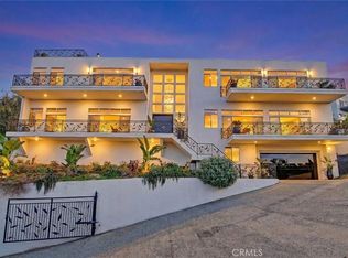 3952 Oakfield Dr, Sherman Oaks, CA 91423